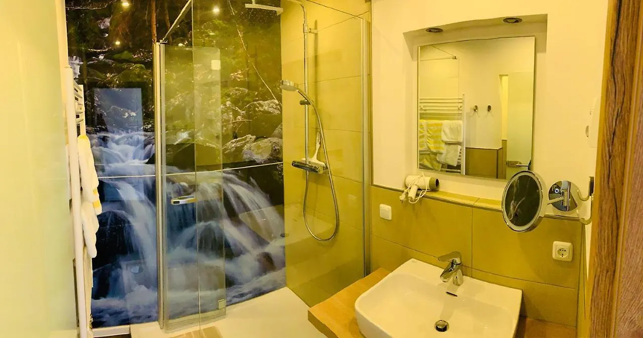 לאם Apartmenthaus Florian מלון דירות